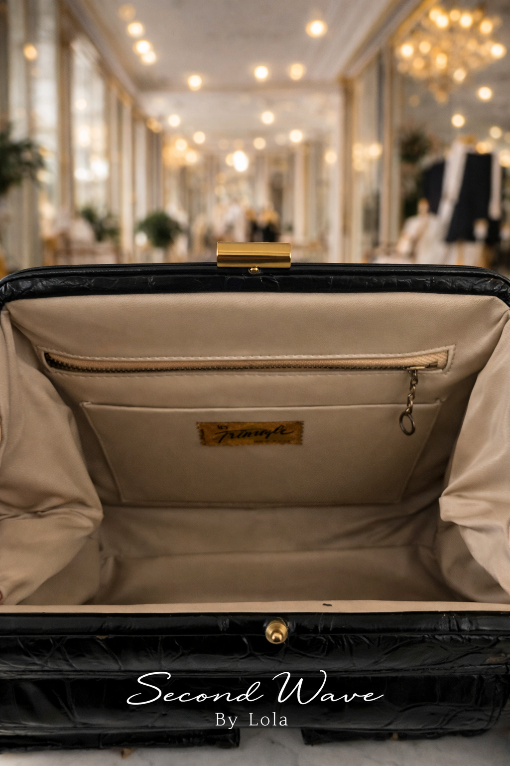 Vintage By Triangle New York Top Handle Bag