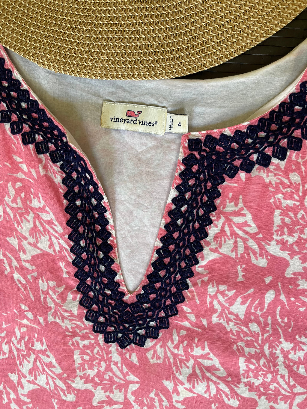Vineyard Vines Coral Print Summer Dress – Size 4  Coastal Chic