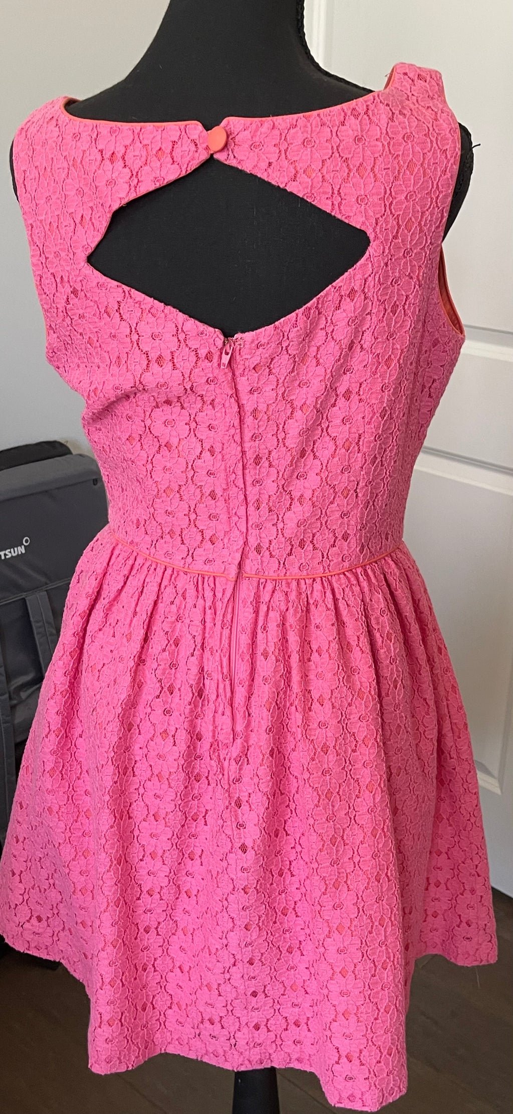 Lilly Pulitzer Pink Lace Fit & Flare Dress – Size 8